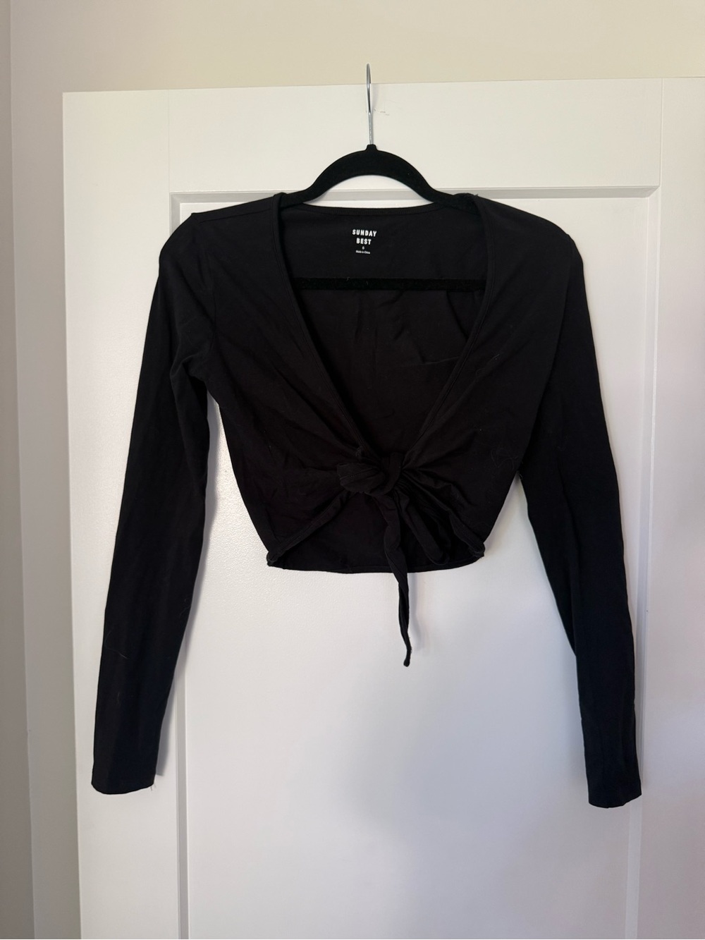 Sunday Best Black Tie-Front Long-Sleeve Crop Top